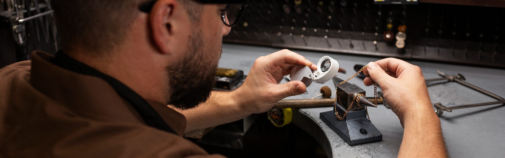 Réparation de bijoux en or et argent à Latresne – BIJOUTERIE BOUCHARD, artisan joaillier spécialisé